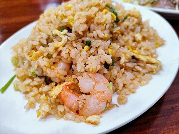 豐收飯桌店面